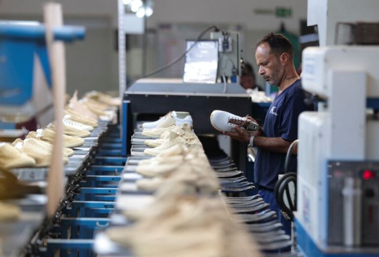 New US 25% Tariff Hits Billions of Dollars in Brazilian Exports