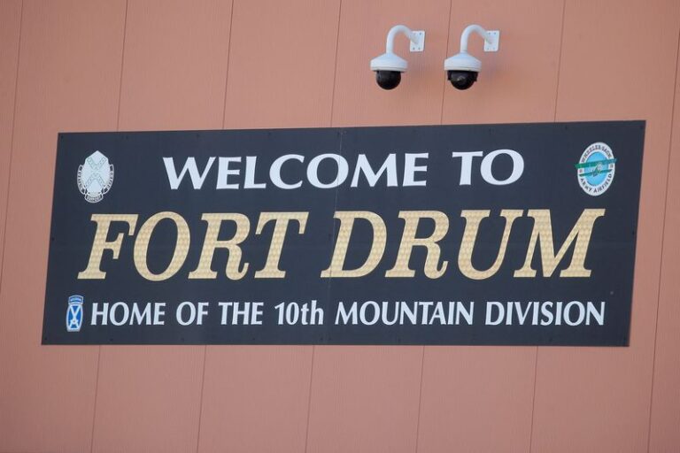 US Quarantined Citizens at New York Military Base After Return From Congo, Sources Say